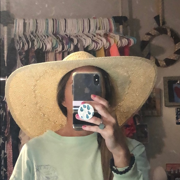 Hat - Picture 5 of 5